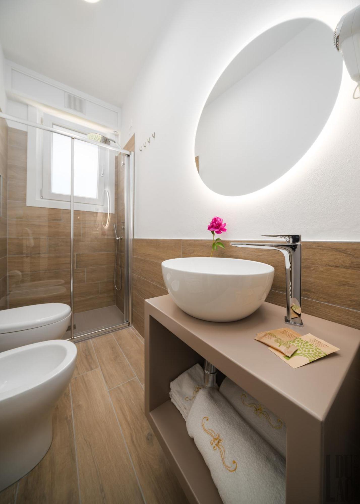 Belle Maison - Du Lac Apartments ซีร์มิโอเน ภายนอก รูปภาพ